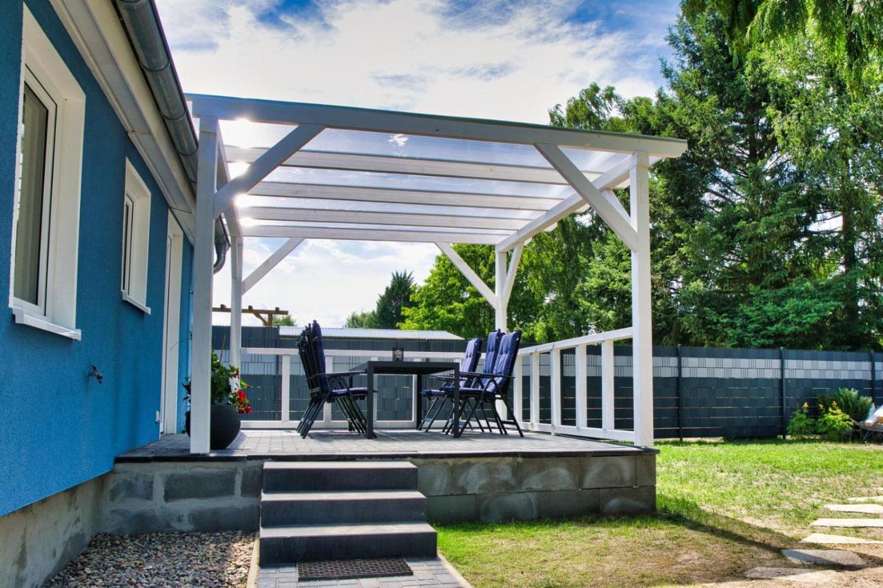 Ferienhaus Waldgefluester 70 Qm I Ueberdachte Terrasse I 2 Schlafzimmer I Strandnah Joachimsthal Exterior photo